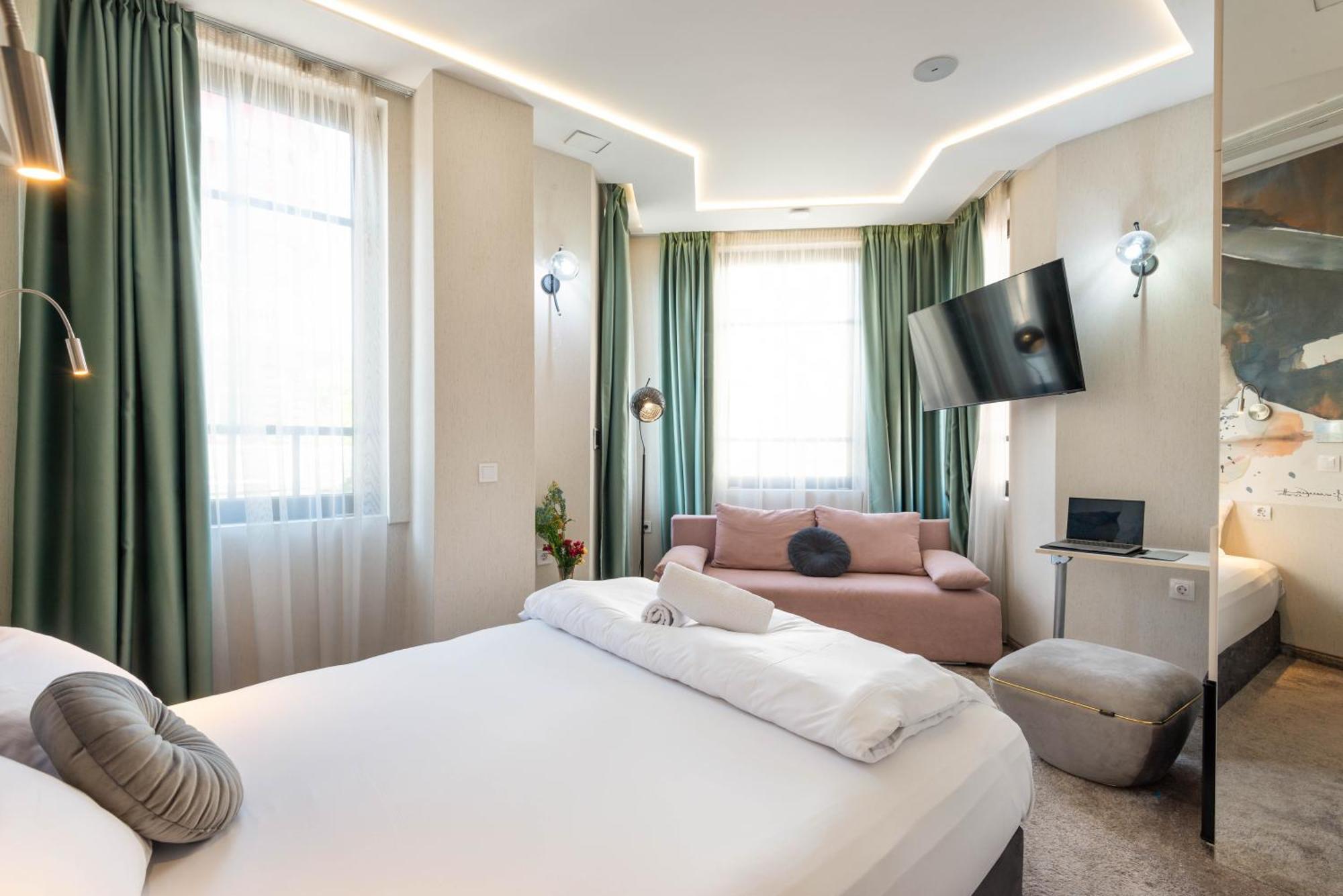 Aurora Hills Hotel Plovdiv Extérieur photo